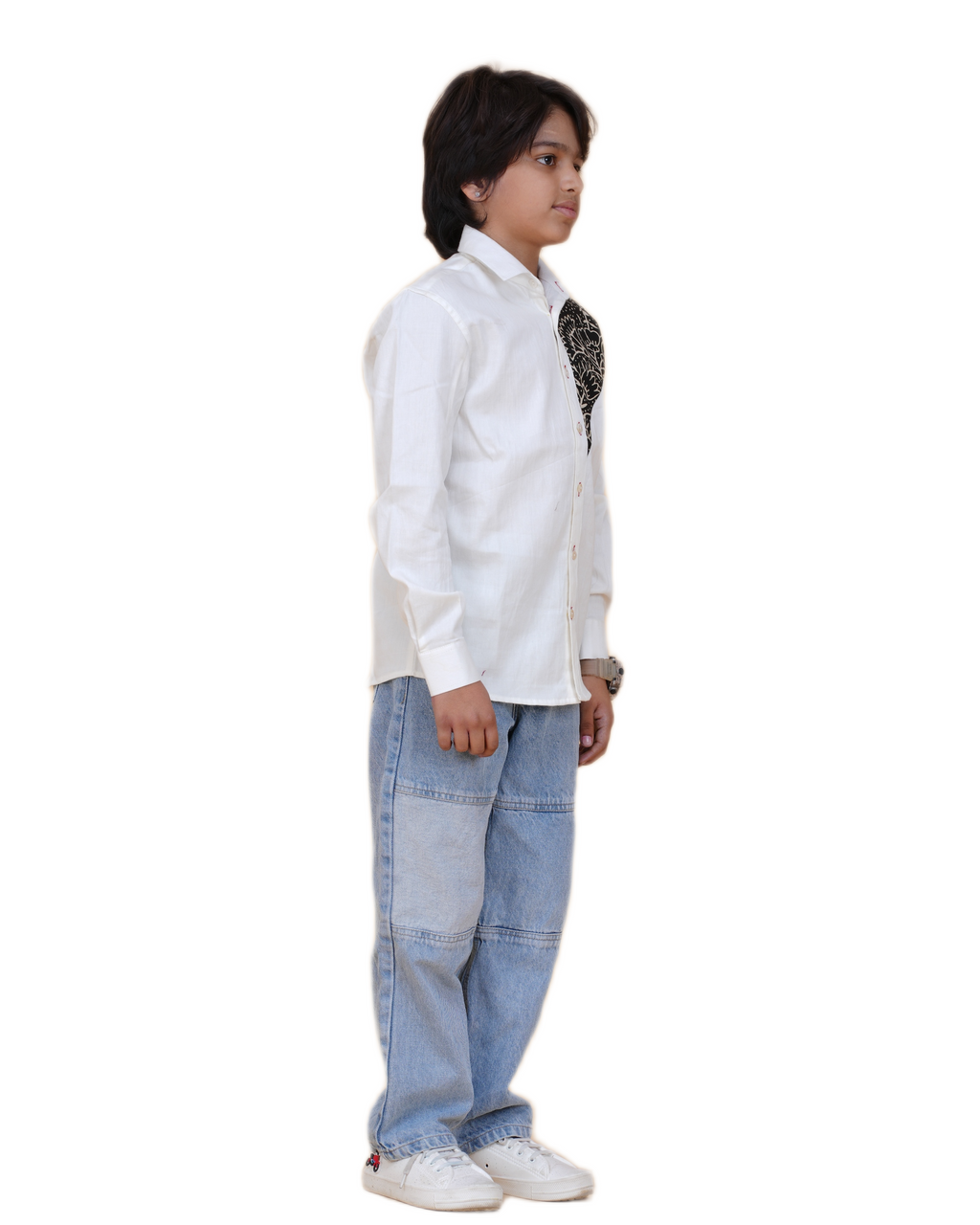 Fashionable White Cotton Shirt for Boys – Stylish Patch Print (Ages 5-12 Years)