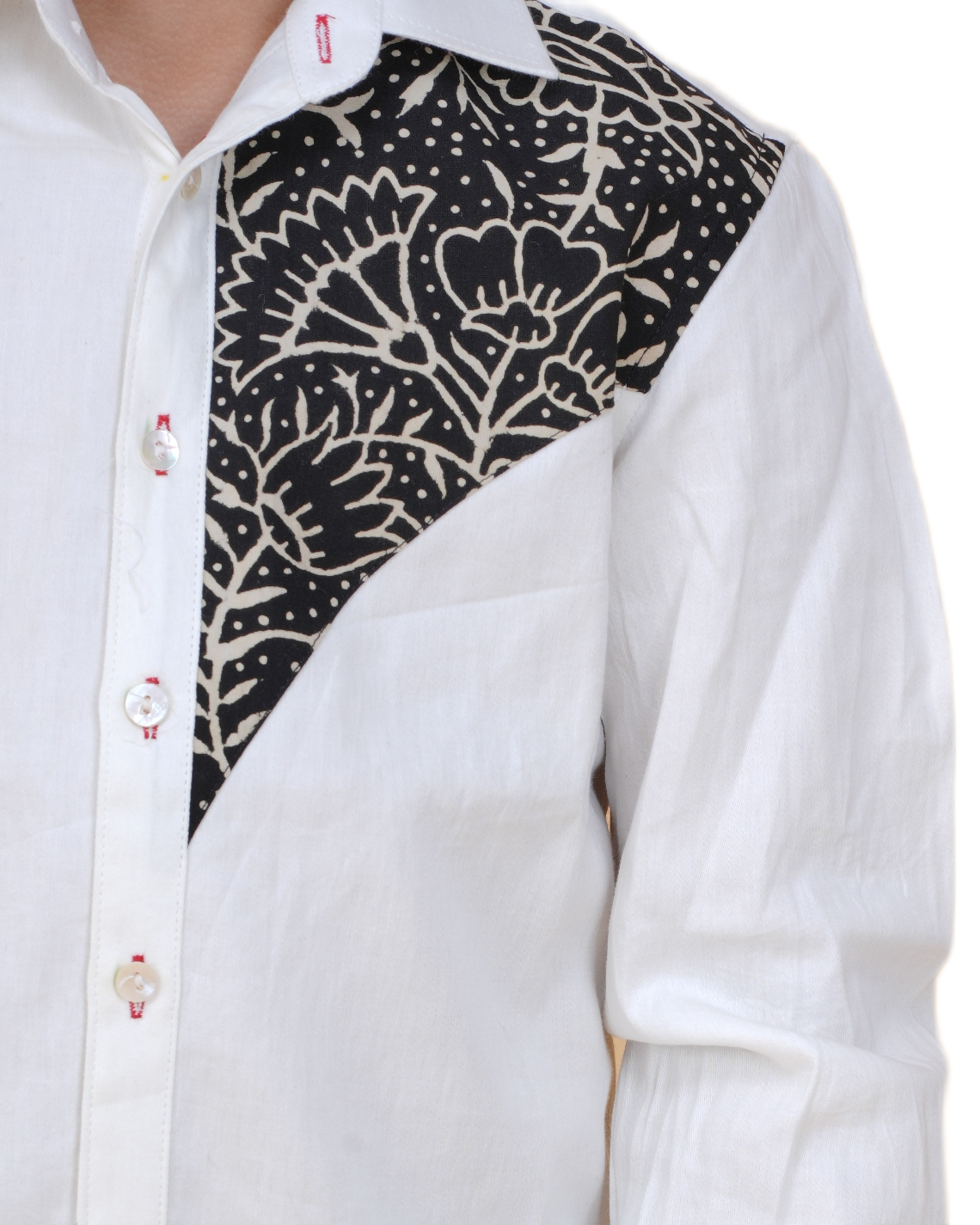 Fashionable White Cotton Shirt for Boys – Stylish Patch Print (Ages 5-12 Years)