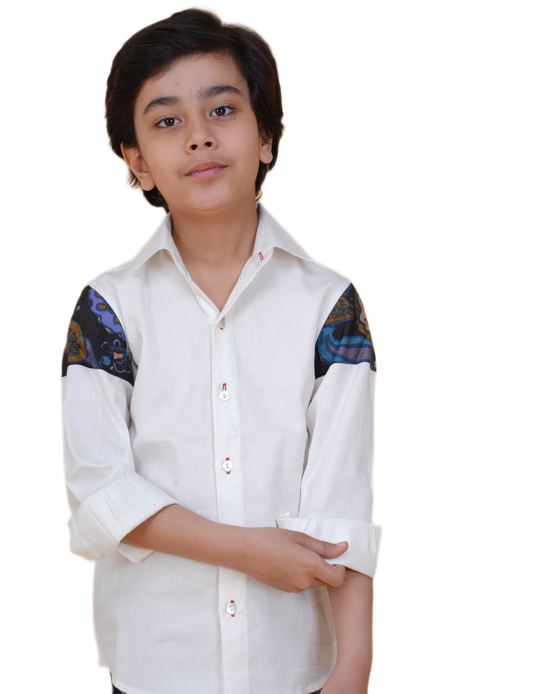 Fashionable White Cotton Shirt for Boys – Stylish Patch Print (Ages 5-12 Years)